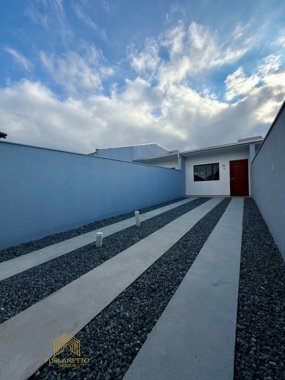 Casa em Parque Guarani, Joinville — foto principal