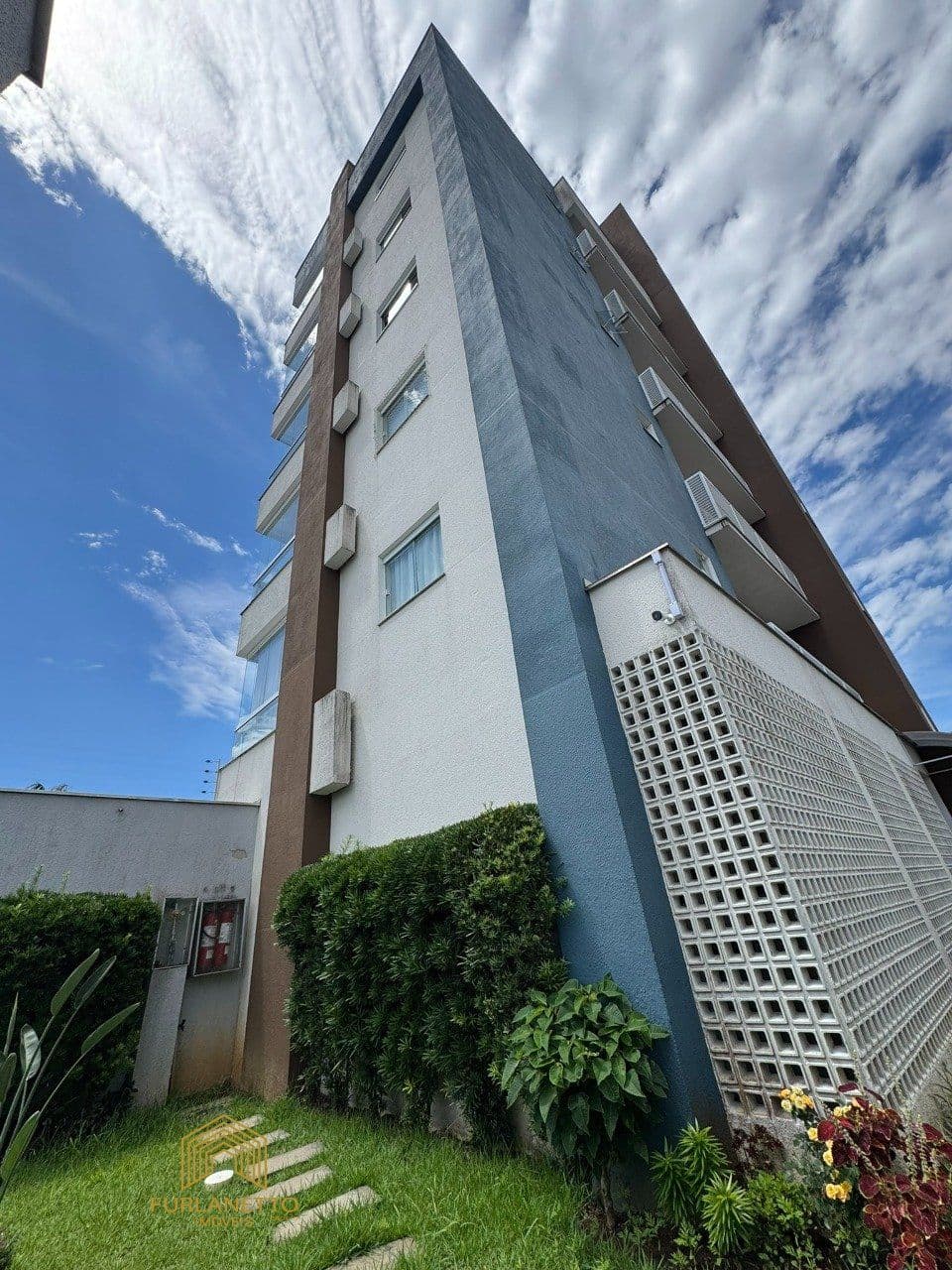 2009149 — Apartamento à venda no Guanabara - com elevador