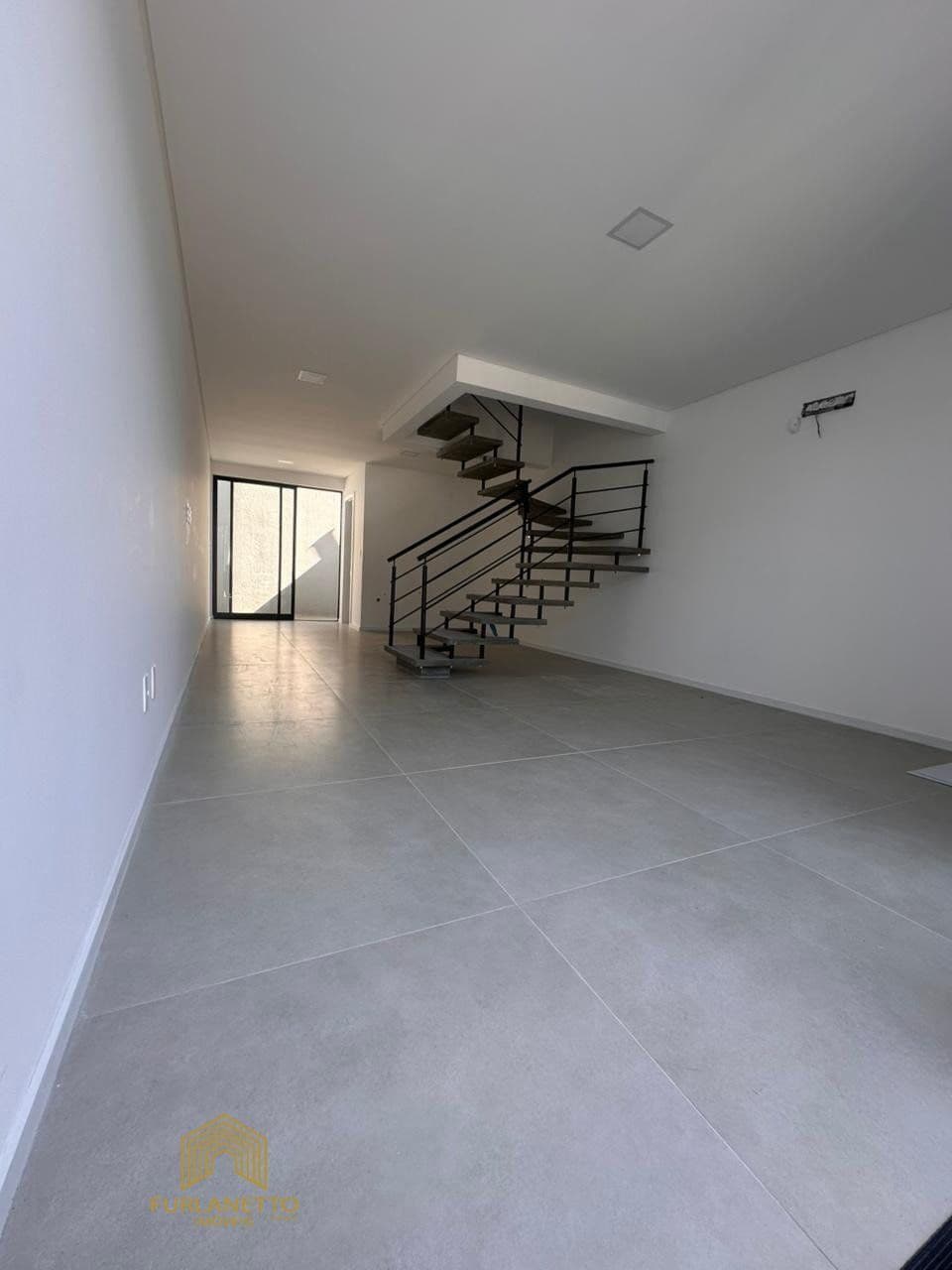 Casa em Costa e Silva, Joinville — foto 2
