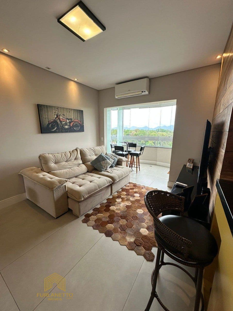 2008976 — Ótimo apartamento 3 quartos no bairro Floresta