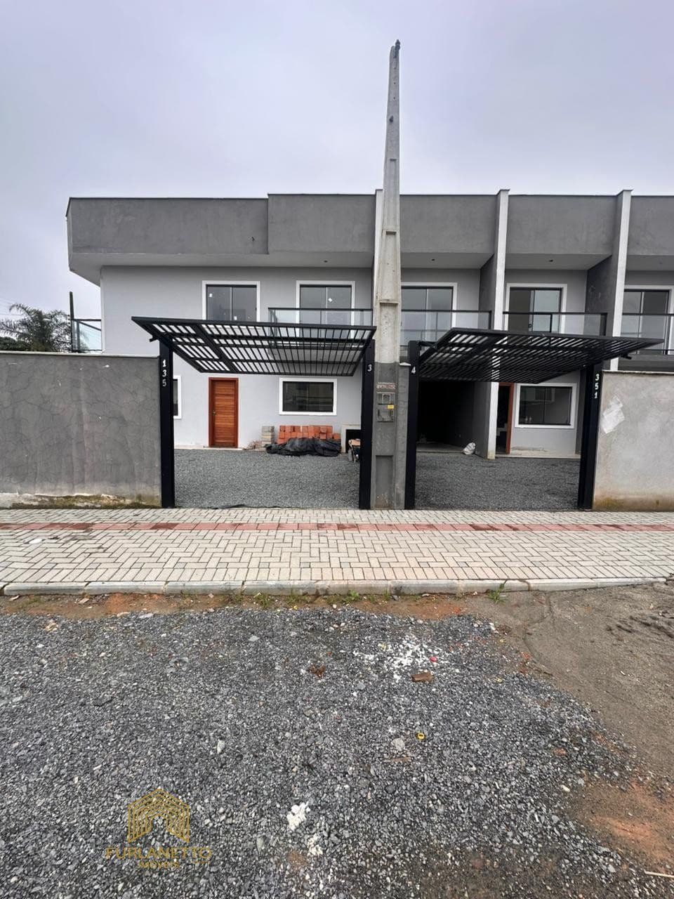 Casa em Adhemar Garcia, Joinville — foto 2