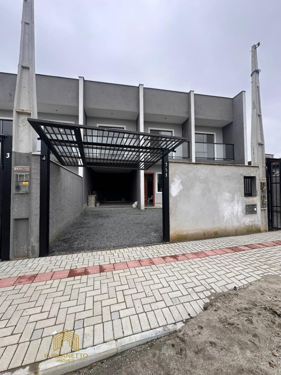 Casa em Adhemar Garcia, Joinville — foto principal